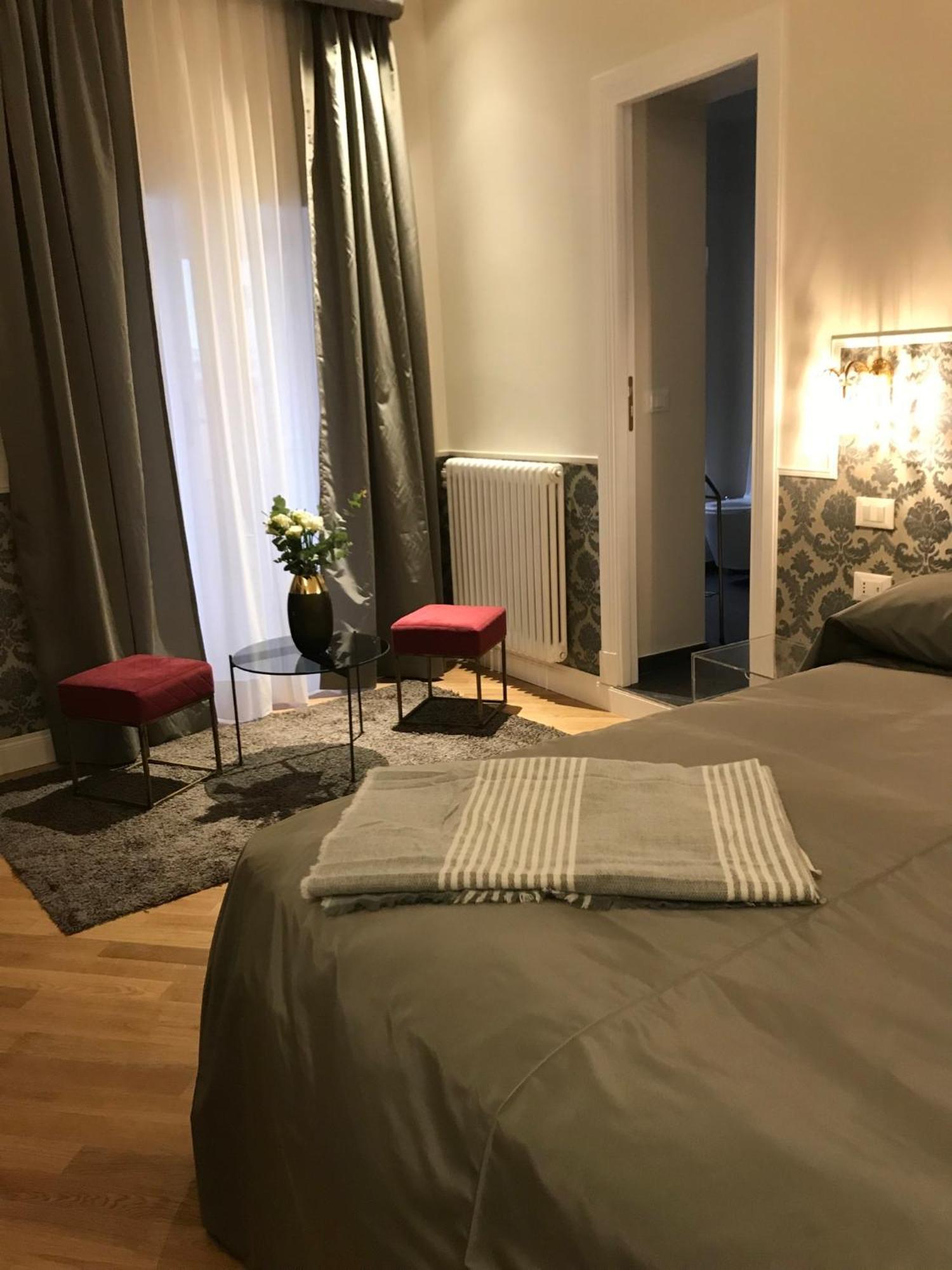 Mia Residenza Al Pantheon Apartamento *